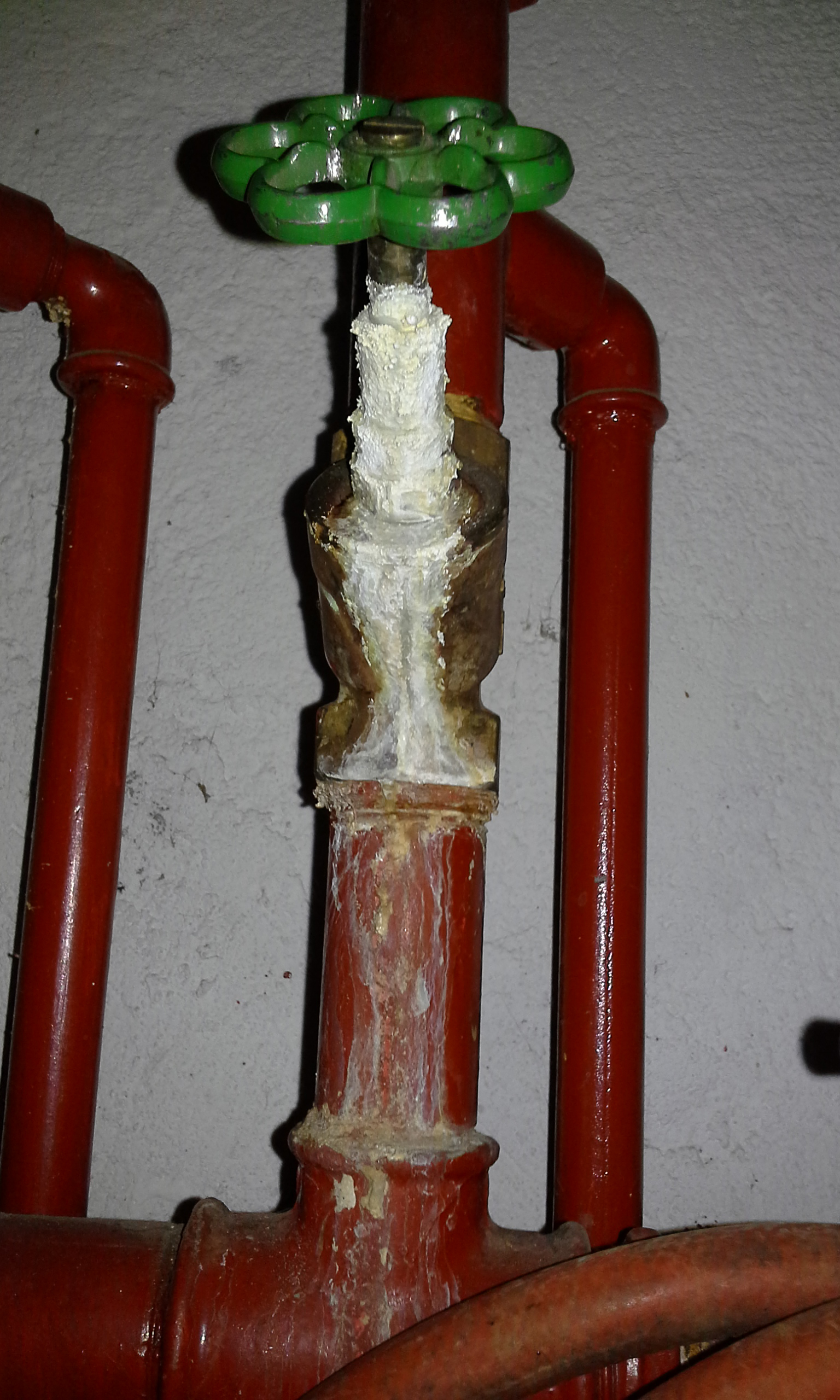 Handlungsbedraf - Rohrleitungen und Wasserfilter